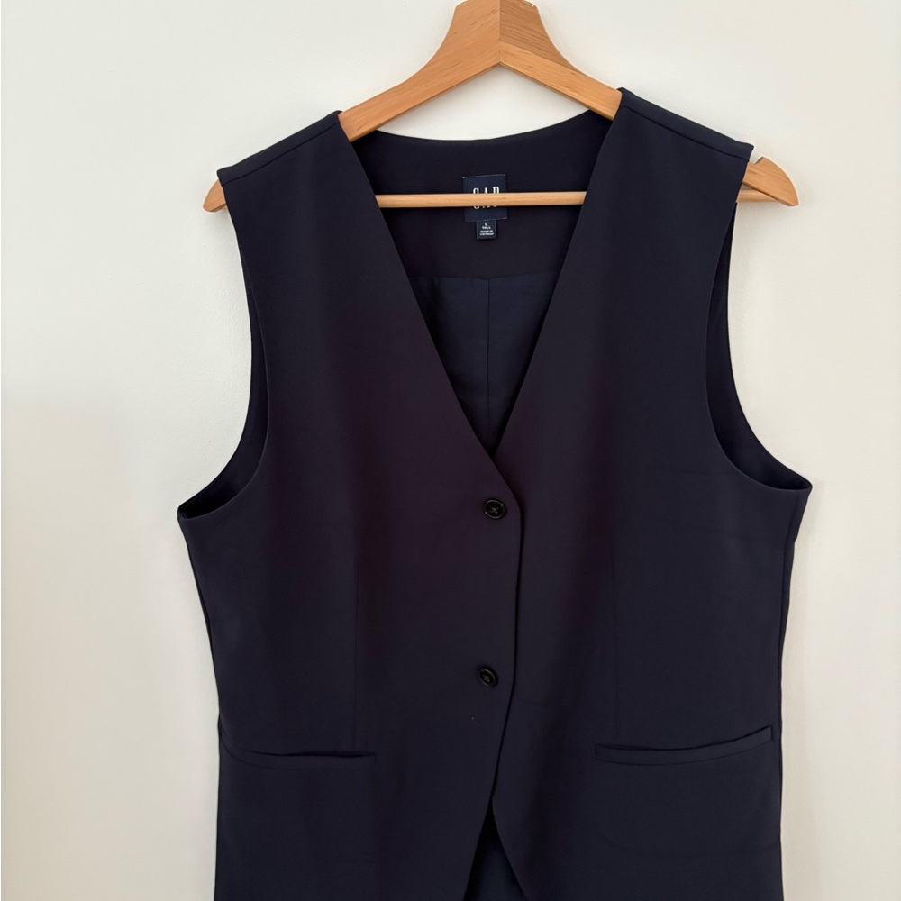 GAP NWOT Navy Women's Vest L TALL